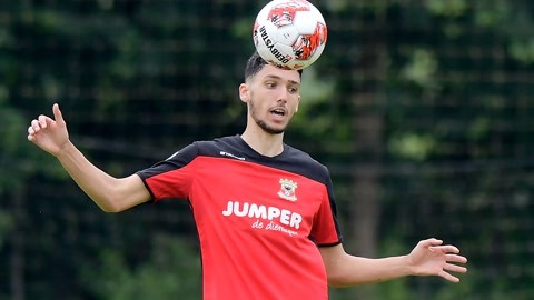 15与莱纳 15与莱纳