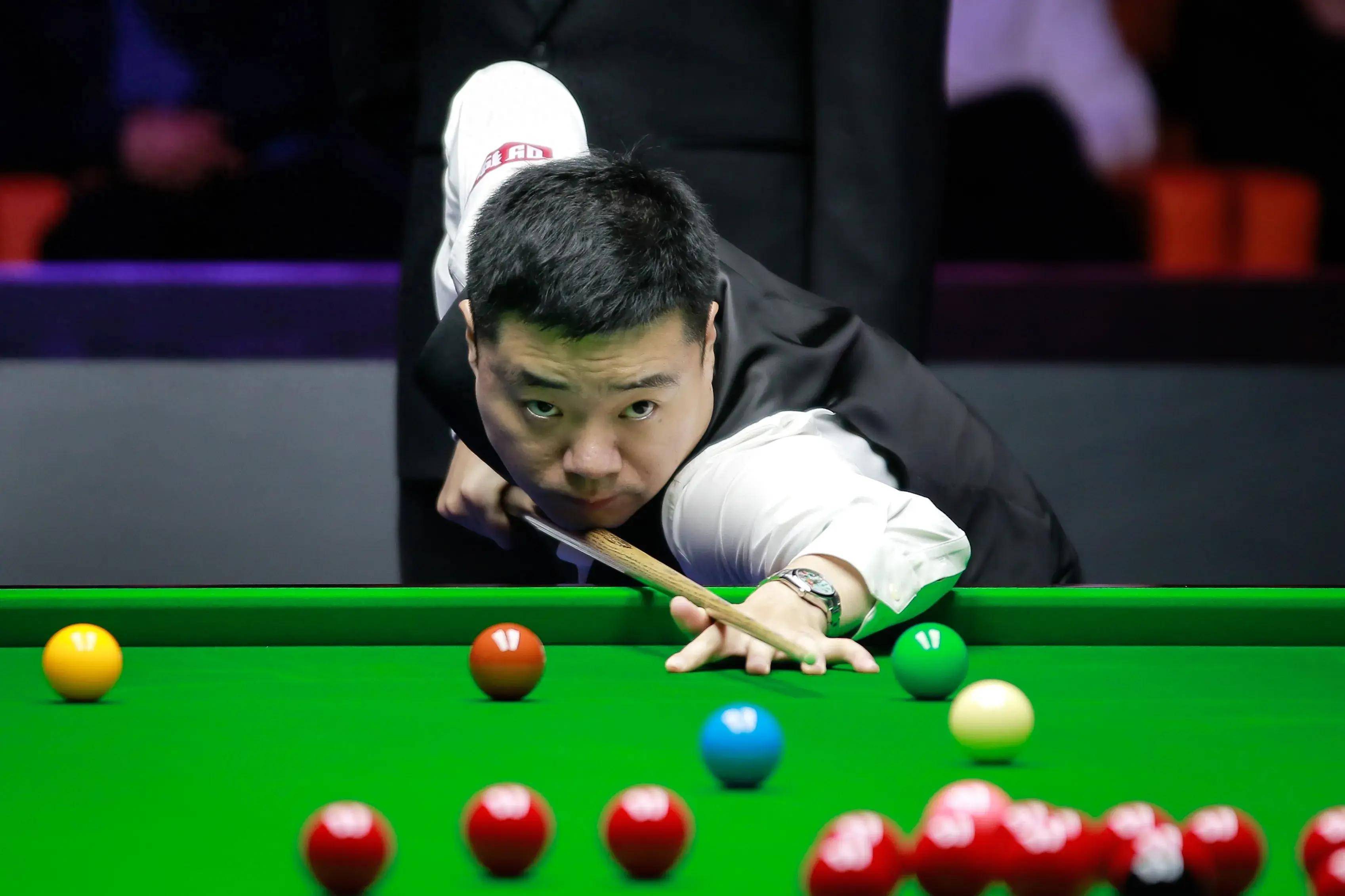 在防守端 在防守端