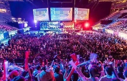 因此迎来了 因此迎来了